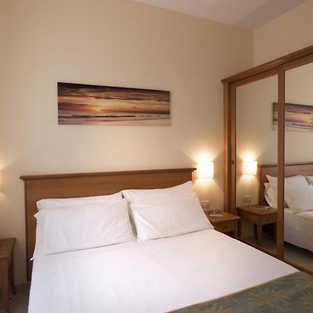 Hotel Tirreno Parghelia Exterior photo