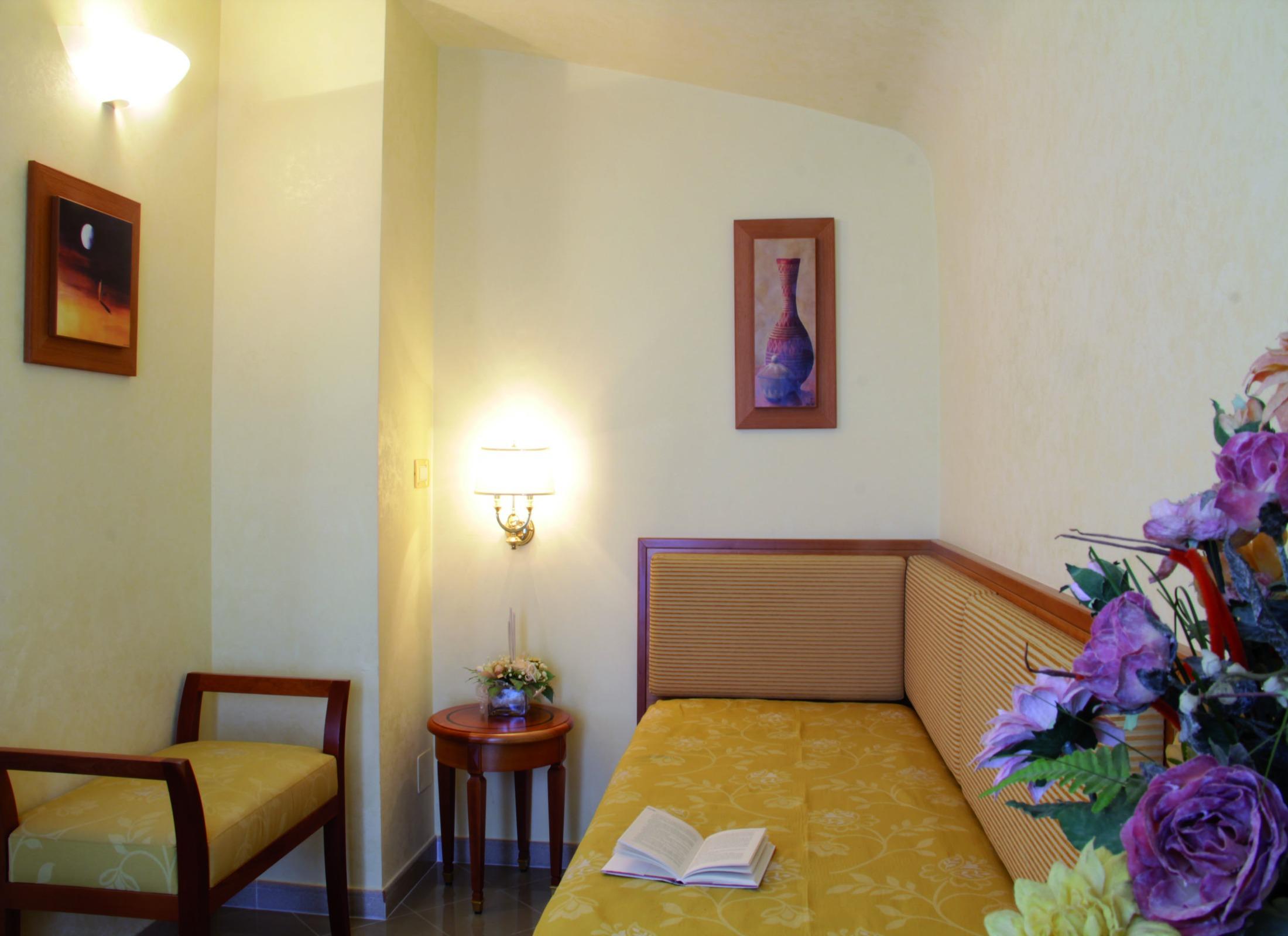 Hotel Tirreno Parghelia Exterior photo