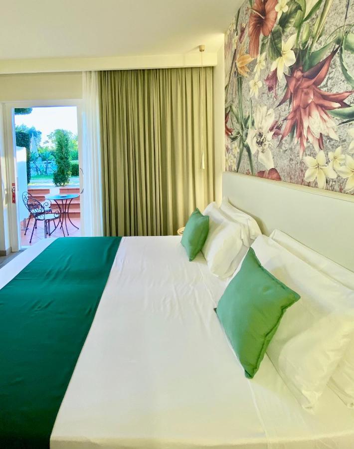 Hotel Tirreno Parghelia Exterior photo