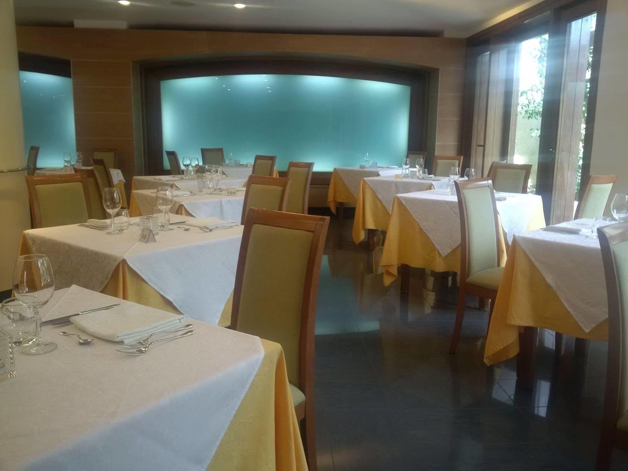 Hotel Tirreno Parghelia Exterior photo
