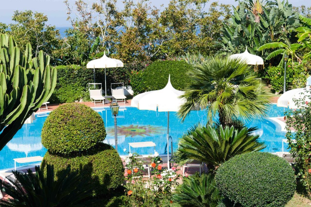 Hotel Tirreno Parghelia Exterior photo