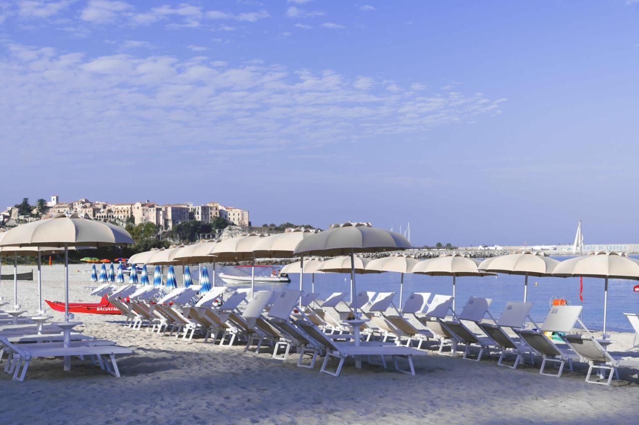 Hotel Tirreno Parghelia Exterior photo
